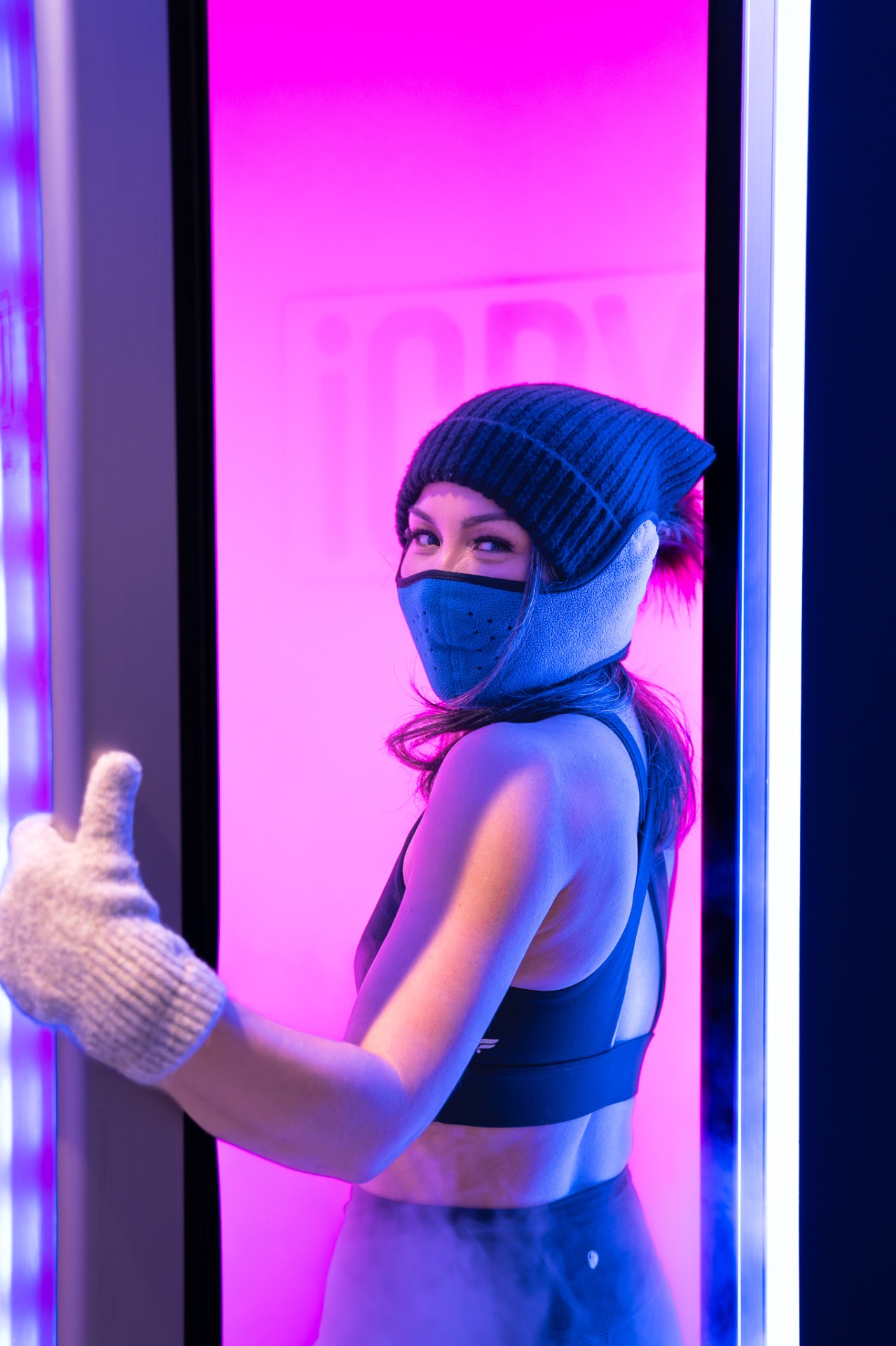 iCRYO Avon guest geared up inside the cryo chamber